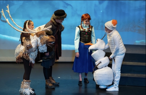 ir a buscar falso Estación Puppets for Disney's Frozen Jr. | MTI Australasia