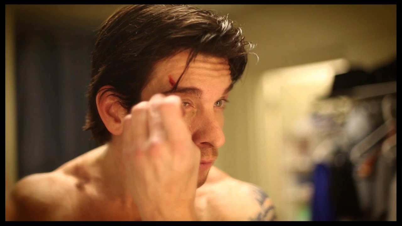 Andy Karl, star of Rocky on Broadway, shows how he gets into character
