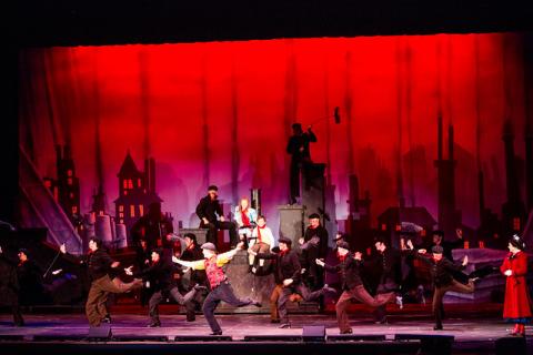 Mary Poppins Costume plot