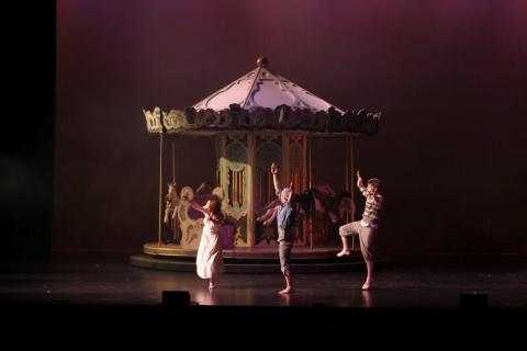 CAROUSEL