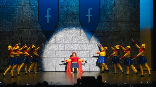 Lord Farquaad and Dulocs