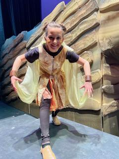 LION KING JR - quality costumes for rent