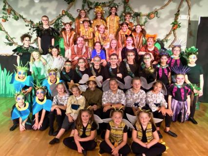 Cast photo Jungle Book KIDS costume rental